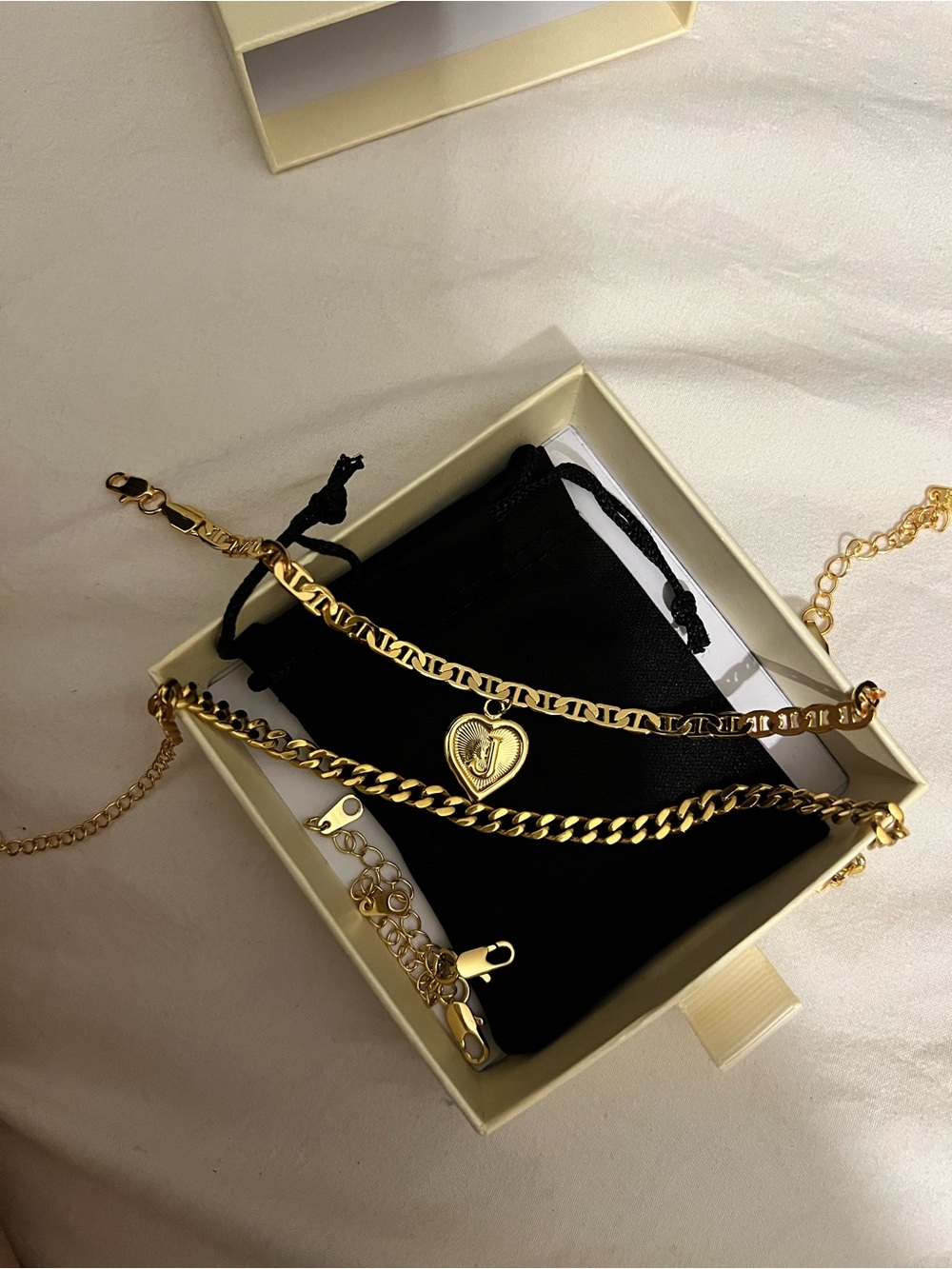 Gold Heart Charm Chain Bracelet Set